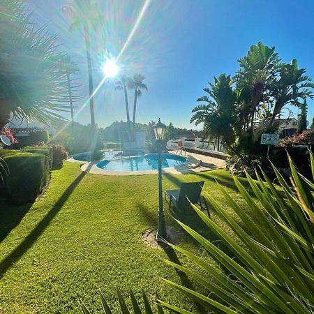 Modern Garden Apartment With A Fantastic Sea View And A Private Garden Sitio de Calahonda Екстер'єр фото