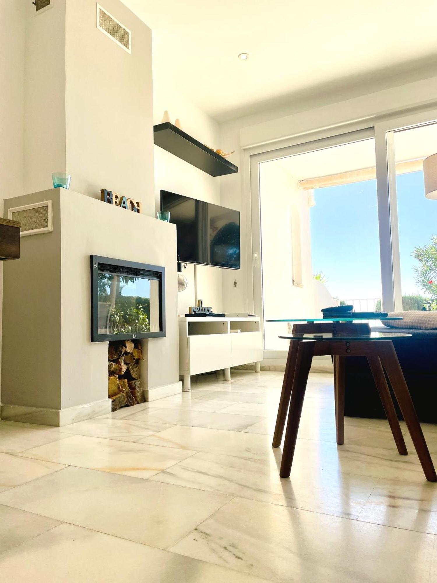 Modern Garden Apartment With A Fantastic Sea View And A Private Garden Sitio de Calahonda Екстер'єр фото