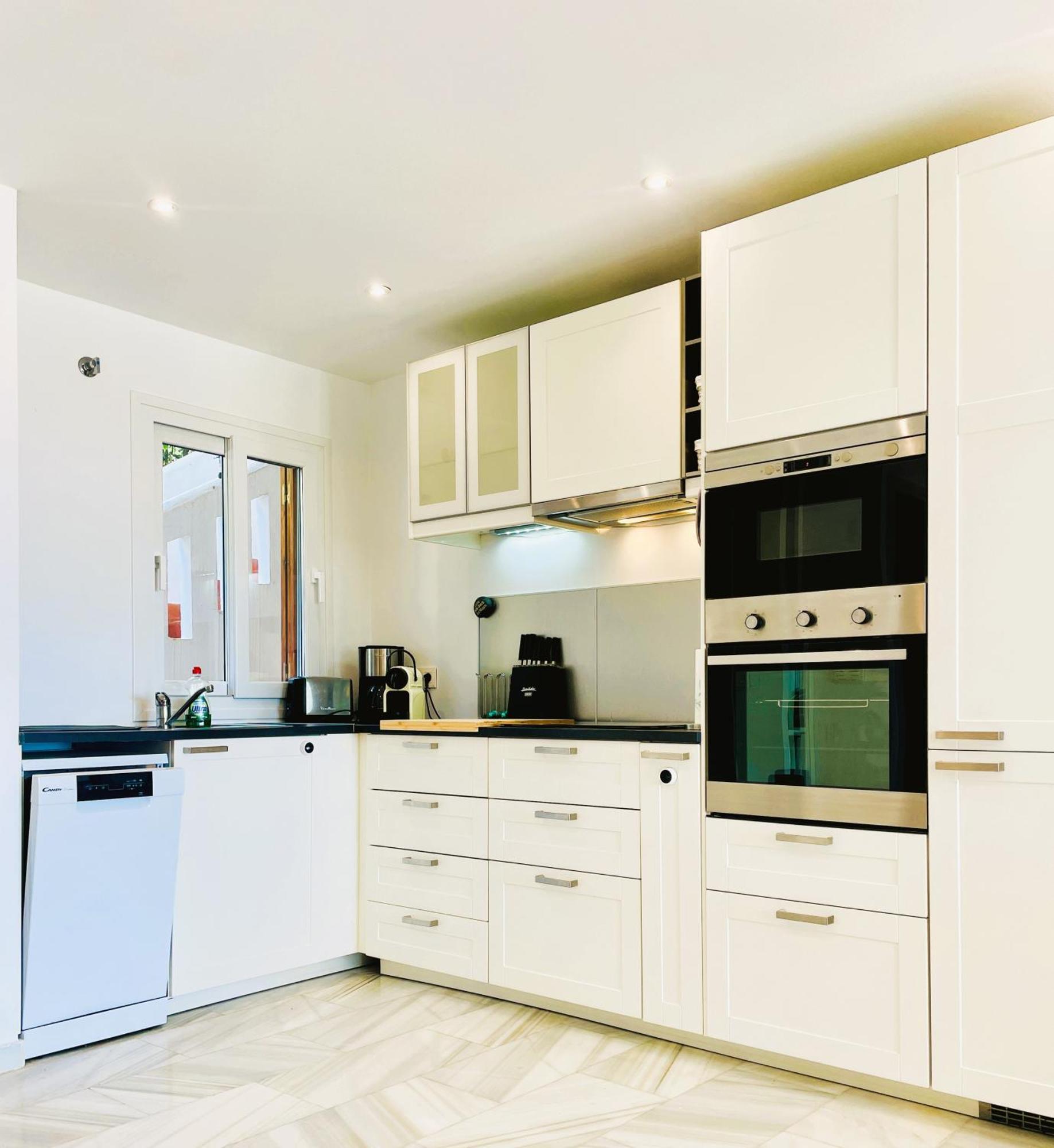 Modern Garden Apartment With A Fantastic Sea View And A Private Garden Sitio de Calahonda Екстер'єр фото